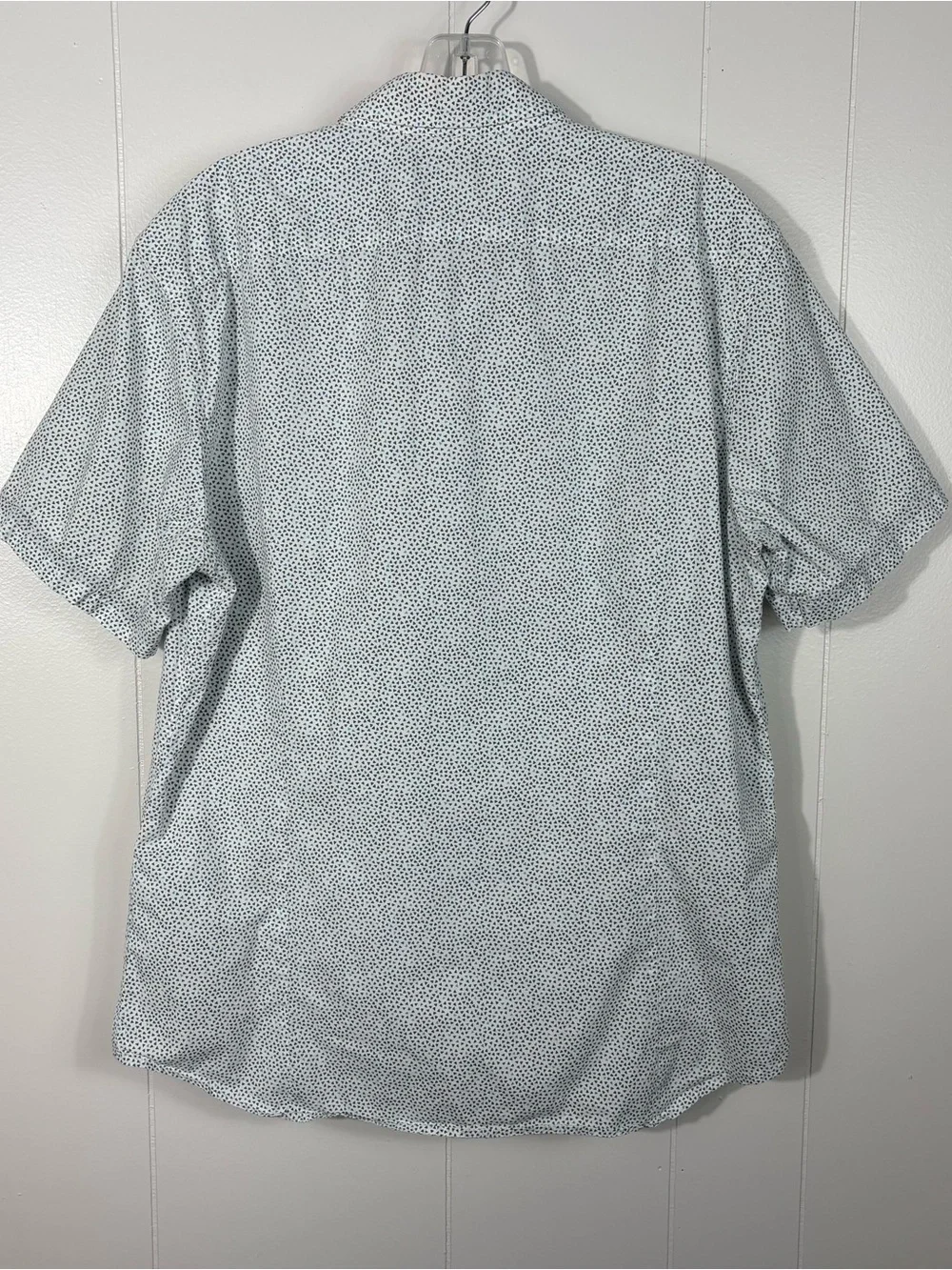 Banana Republic White Blue Triangle Geometric Print Short Sleeve Button Down M
